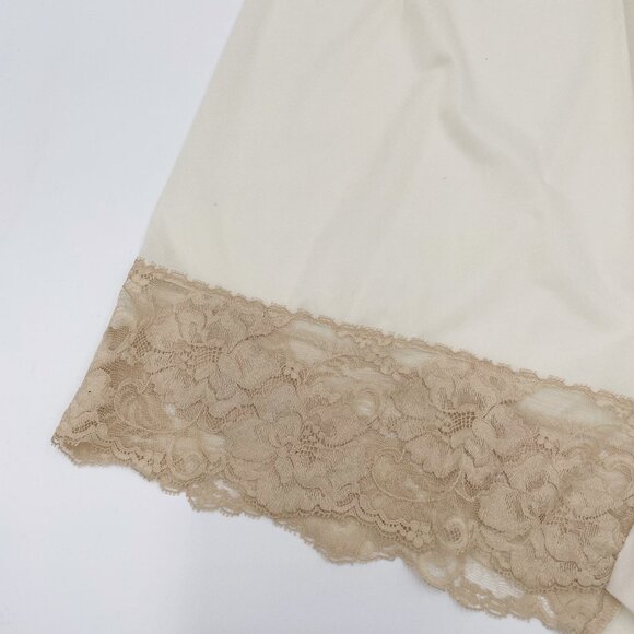Vintage 1950s Vanity Fair Pettipants Bloomers Lace Shorts Tricot Nylon Pillowtab - Picture 3 of 10